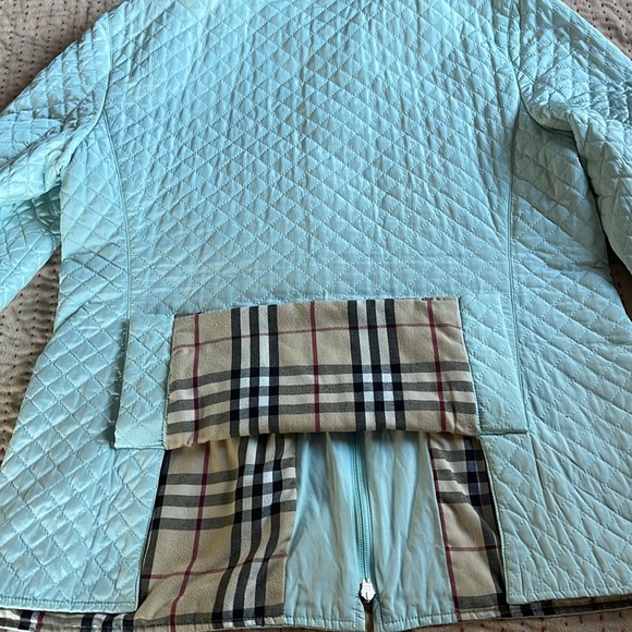 Burberry Baby Blue diamond quilted coat - Picture 11 of 11